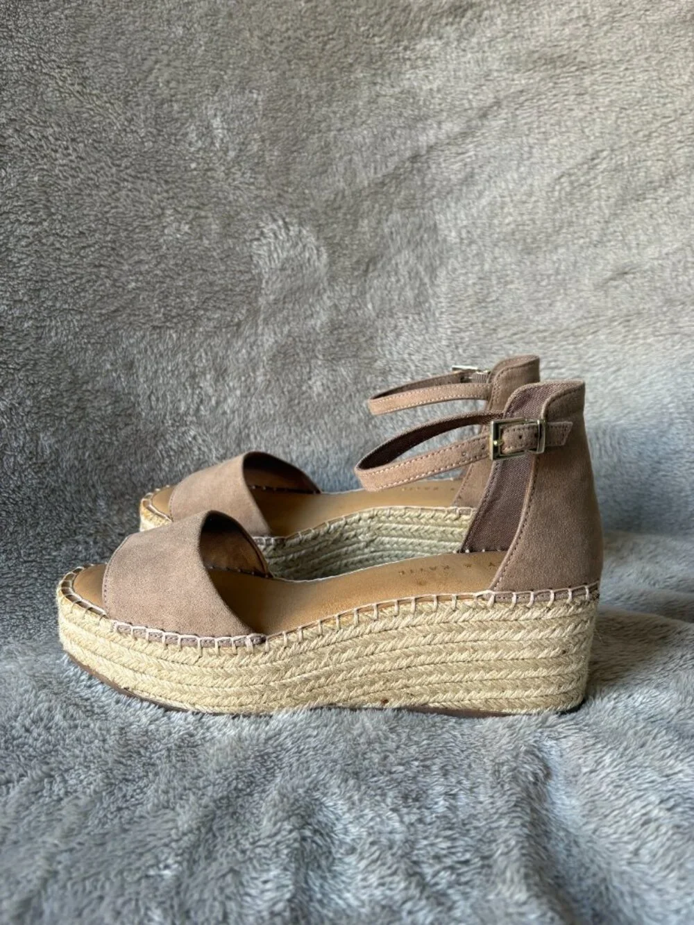 Kelly & Katie Espadrille Wedge Sandals Women's Size 9M Taupe